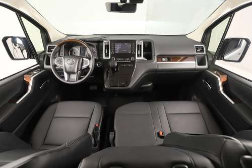 Toyota Hiace 2.8 Tdi Wagon 6at 10a 2025