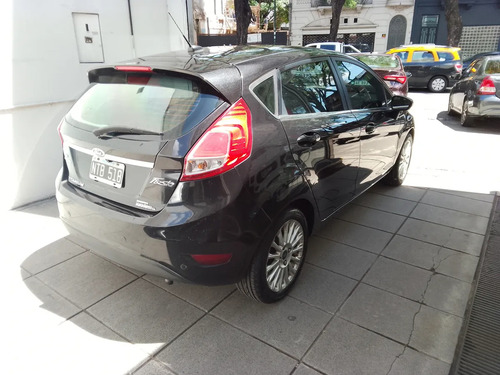 Ford Fiesta Kinetic 1.6 Sedan Titanium Powershift 120cv 2014