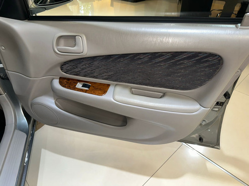 Toyota Corolla 1.8 Xe At 2001