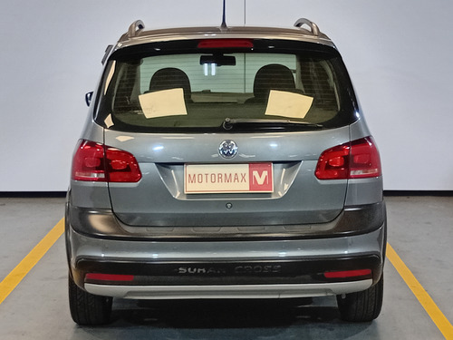 Volkswagen Suran 1.6 Highline L/15 2015