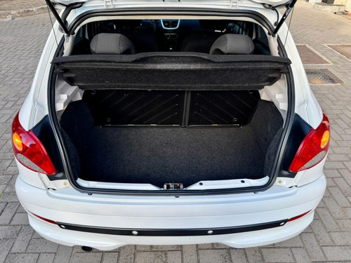 Peugeot 207 COMPACT 1.6 5 P XT PRE.GRIFE 2012