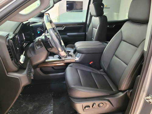 Chevrolet Silverado 5.3 V8 4X4 Z71 TRAIL BOSS AT10 2026