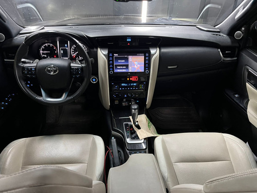 Toyota SW4 2.8 TDI DIAMOND AT6 2022