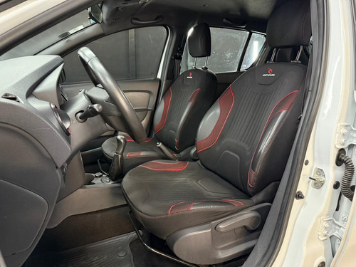 Renault Sandero Stepway 1.6 RIP CURL L16 2016