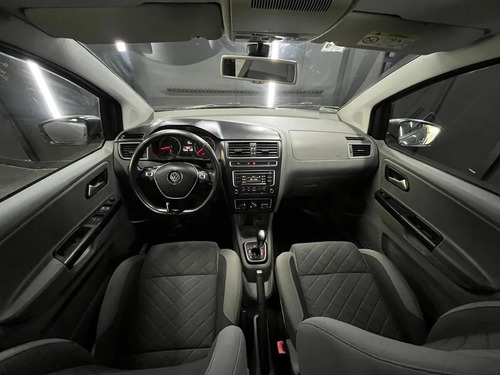 Volkswagen Suran 1.6 HIGHLINE I MOTION L15 2015