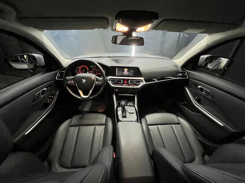 BMW 320 I SEDAN SPORTLINE 2020