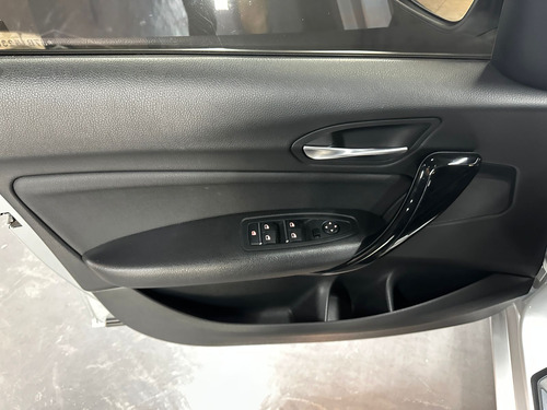 BMW 118 I SPORT 5P AT 2019