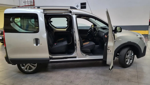 Renault Kangoo Ii 1.6 Sce Stepway 2025