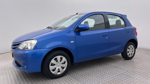 Toyota Etios 1.5 Xs 5 p 2014