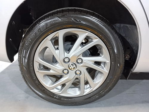 Toyota Yaris 1.5 4 Ptas Xls Cvt L/22 2024