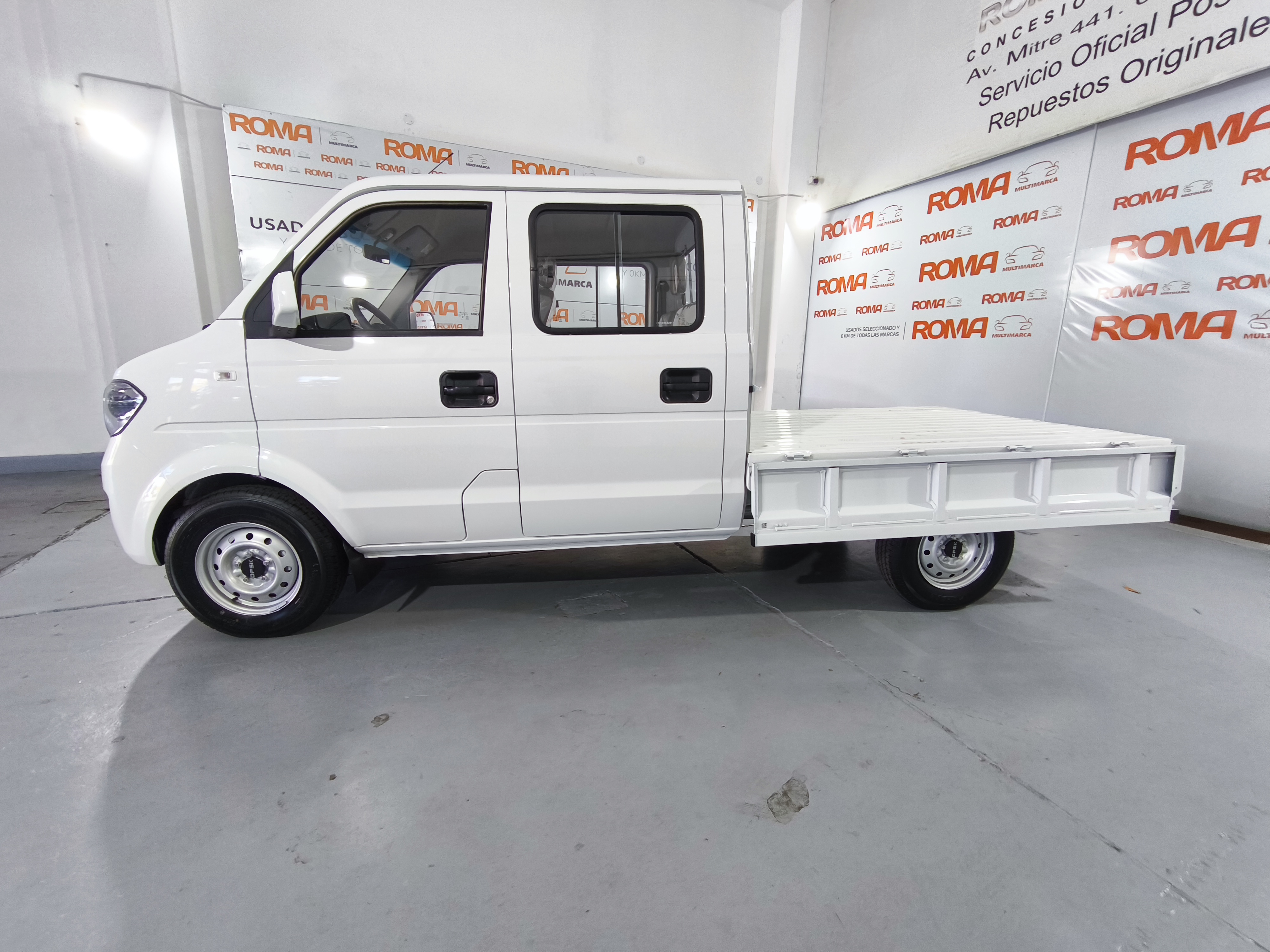 C32 MINI TRUCK CABINA DOBLE 2025