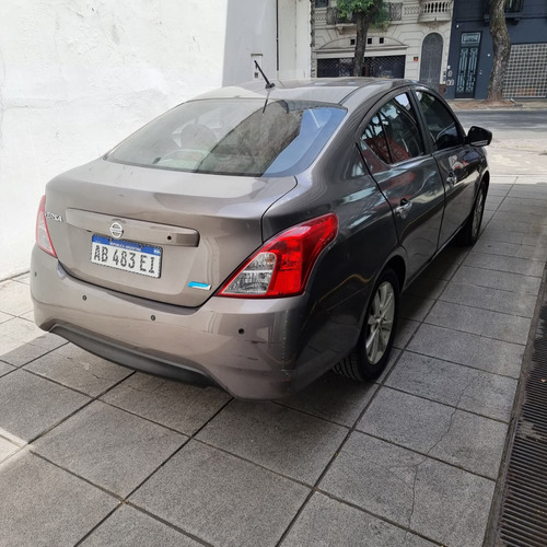 Nissan Versa 1.6 Advance Mt 2017