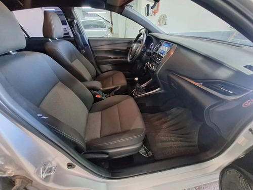 Toyota Yaris XS 1.5 6M/T 2023