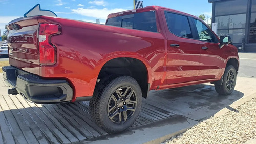 Chevrolet Silverado 5.3 V8 Z71 Trail Boss 2025