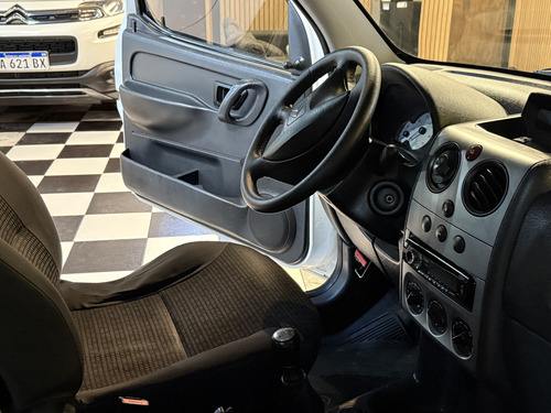 Citroën Berlingo Furgon 1.6 Bussines Hdi 92cv Am54 2017