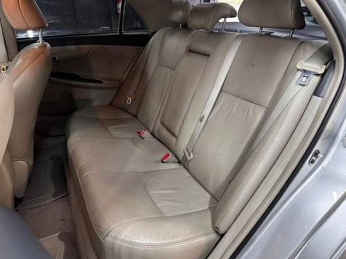 Toyota Corolla 1.8 SE-G L11 2013