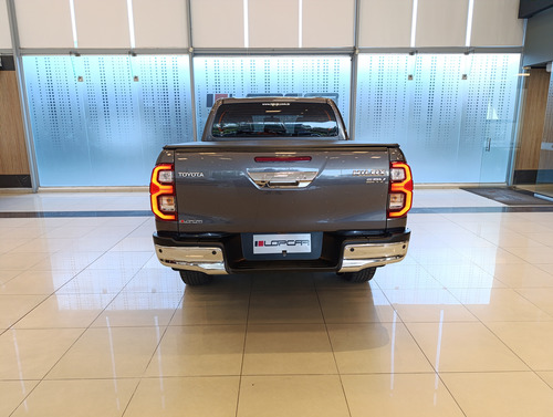 Toyota Hilux Pick-Up 2.8 Cd Srv 204Cv 4X2 2023