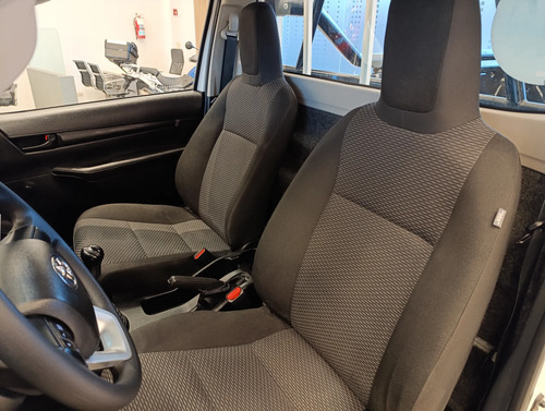 Toyota Hilux Pick-Up 2.4 Cs Dx 150cv 4x4 2021