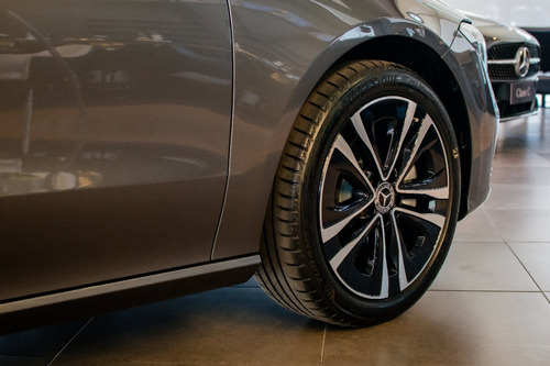 Mercedes-Benz Clase CLA 1.3 Cla200 163Cv Progressive Sedan 2025