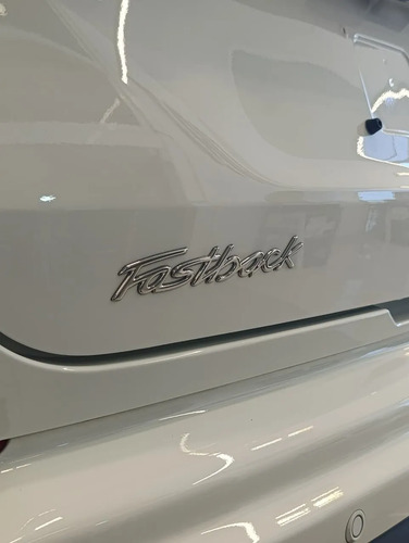 Fiat FASTBACK 1.3 T270 At6 2026