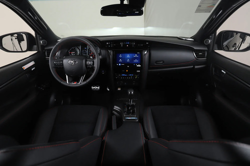 Toyota SW4 2.8 Tdi Gr-s 4x4 7as 6at 2026