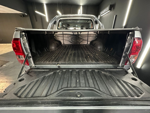 Toyota Hilux 2.8 TDI 4X2 DC SRV L16 2018