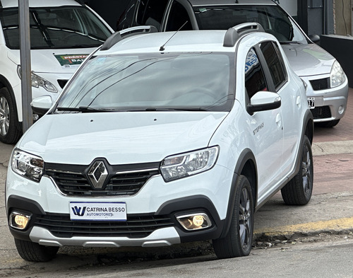Renault Stepway 1.6 16V Intens C.A.B At 2023