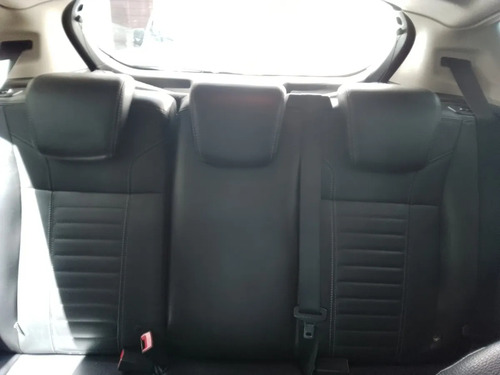 Ford Fiesta Kinetic 1.6 Sedan Titanium Powershift 120cv 2014