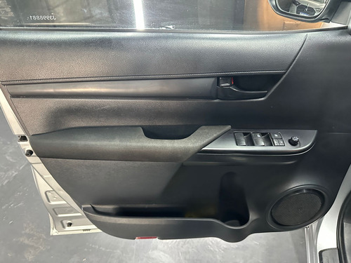 Toyota Hilux 2.4 TDI 4X2 DC DX L16 2018