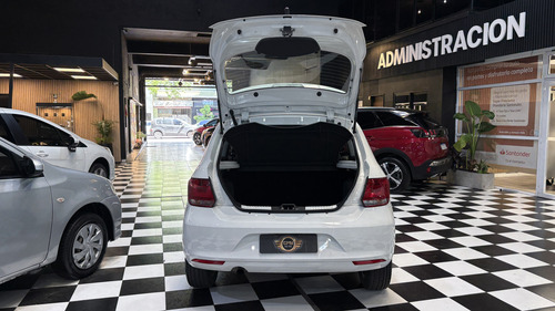 Volkswagen Gol Trend 1.6 Trendline 101cv 3p 2015