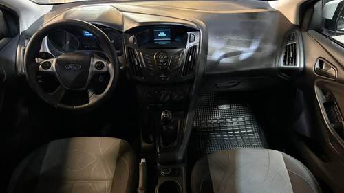 Ford Focus III 1.6 S 2015