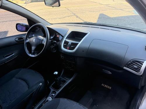 Peugeot 207 1.4 Xs 2010