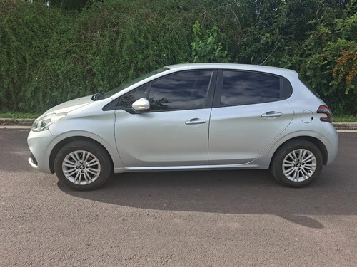 Peugeot 208 ALLURE 1.6 2018