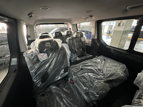 Hyundai Staria 2.2Td Ultimate 4Wd 2025