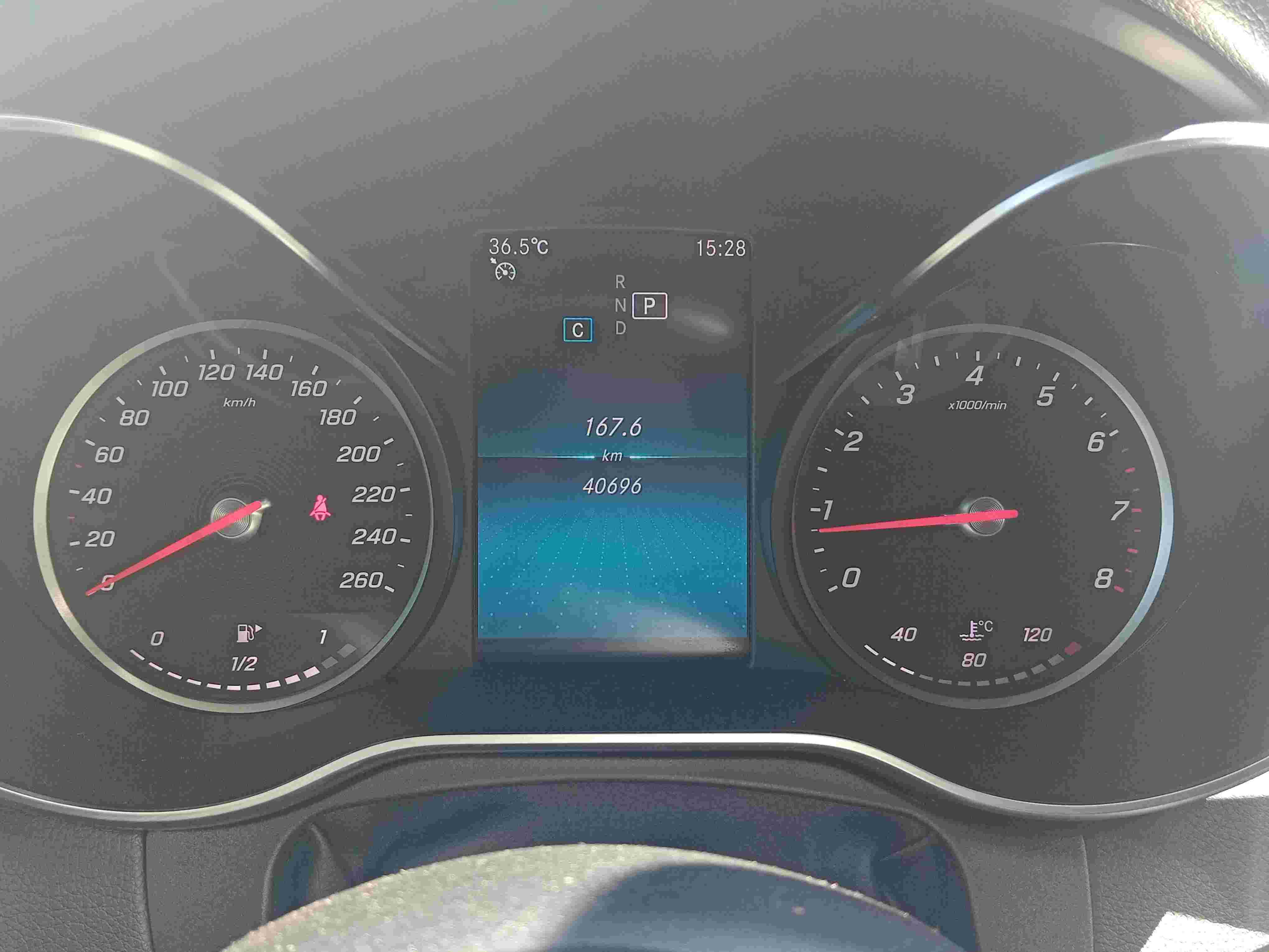 Mercedes-Benz C300 2.0 Sedan AMG line 2019