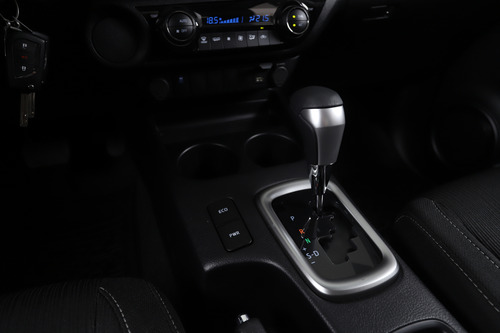 Toyota Hilux Pick-Up 2.8 Cd Srv 204Cv 4X4 At 2024