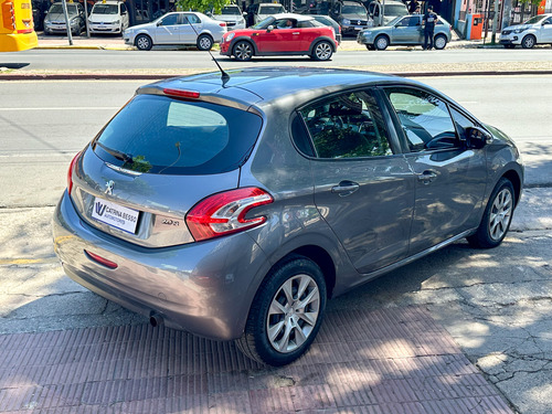 Peugeot 208 1.5 Active 2014