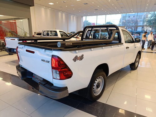 Toyota Hilux Pick-Up 2.4 Cs Dx 150cv 4x4 2021