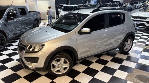 Renault Sandero Stepway 1.6 Expression 105cv 2018