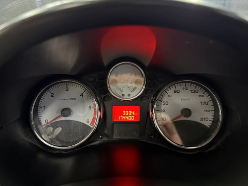 Peugeot 207 COMPACT 1.4 HDI 5 P.XSALLURE 2012