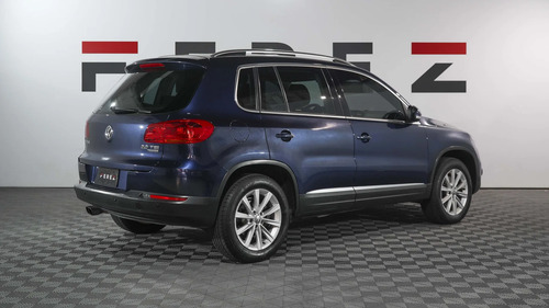 Volkswagen Tiguan 2.0 Sport & Style Tsi 200cv 2012