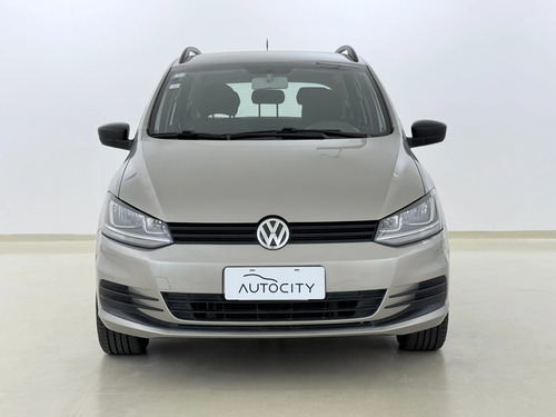 Volkswagen Suran 1.6 COMFORTLINE L15 2015