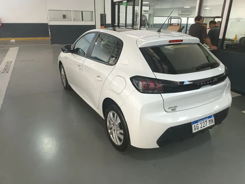 Peugeot 208 1.6 Active Pack 2023