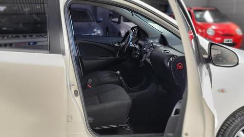 Toyota Etios 1.5 Xls 2014