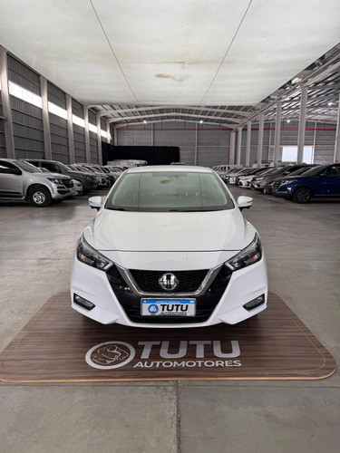 Nissan Versa 1.6 Exclusive Cvt 2021