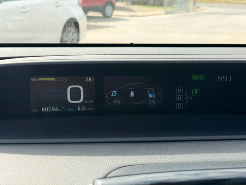 Toyota Prius 1.8 Cvt L17 2018 2018