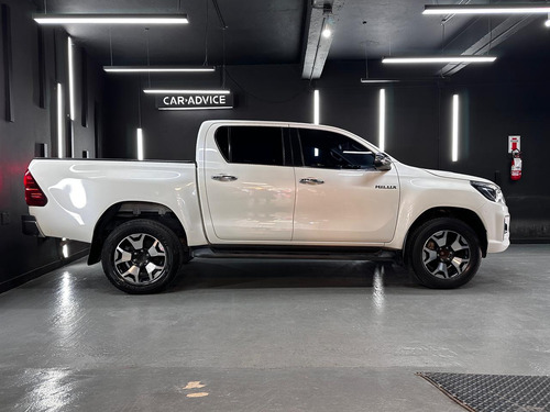 Toyota Hilux 2.8 TDI 4X2 DC SRX AT6 L16 2019