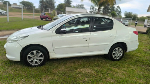 Peugeot 207 Compact Active 1.4 2014