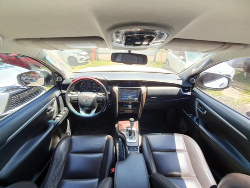 Toyota SW4 2.8 Srx 177cv 4x4 7as At 2019