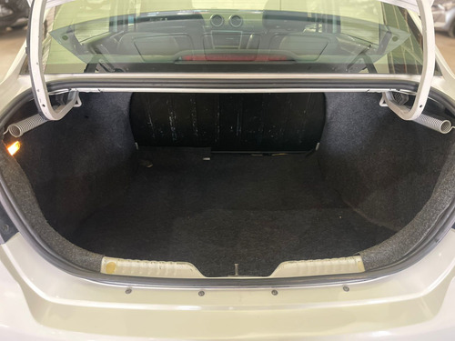 Volkswagen Voyage 1.6 Trenline 101cv 2016